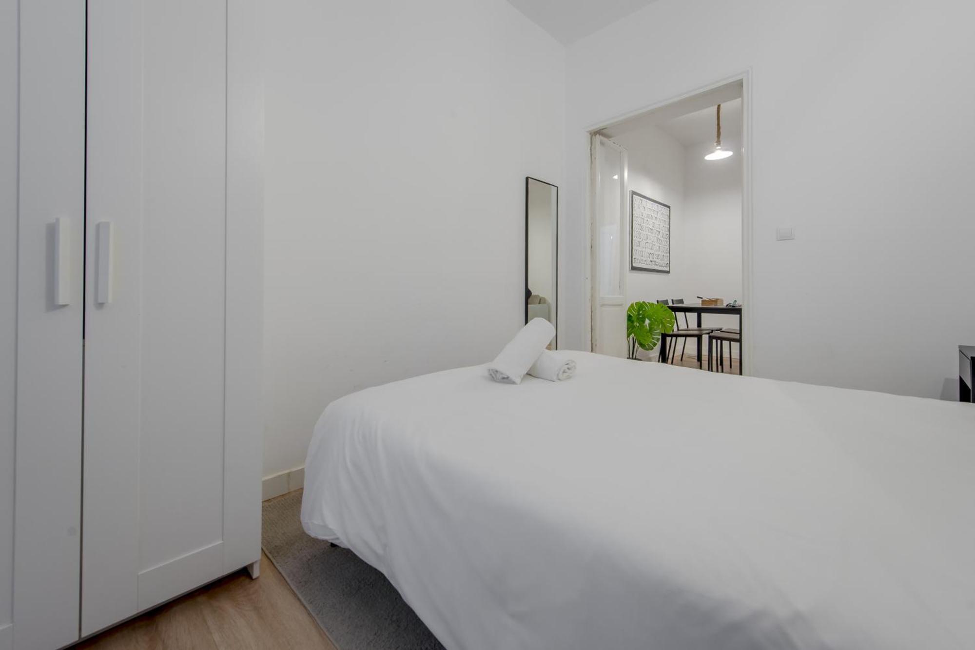 C-Cabeza Cool Apt Para 7 Al Lado De Tirso De Molina E1 Μαδρίτη Εξωτερικό φωτογραφία