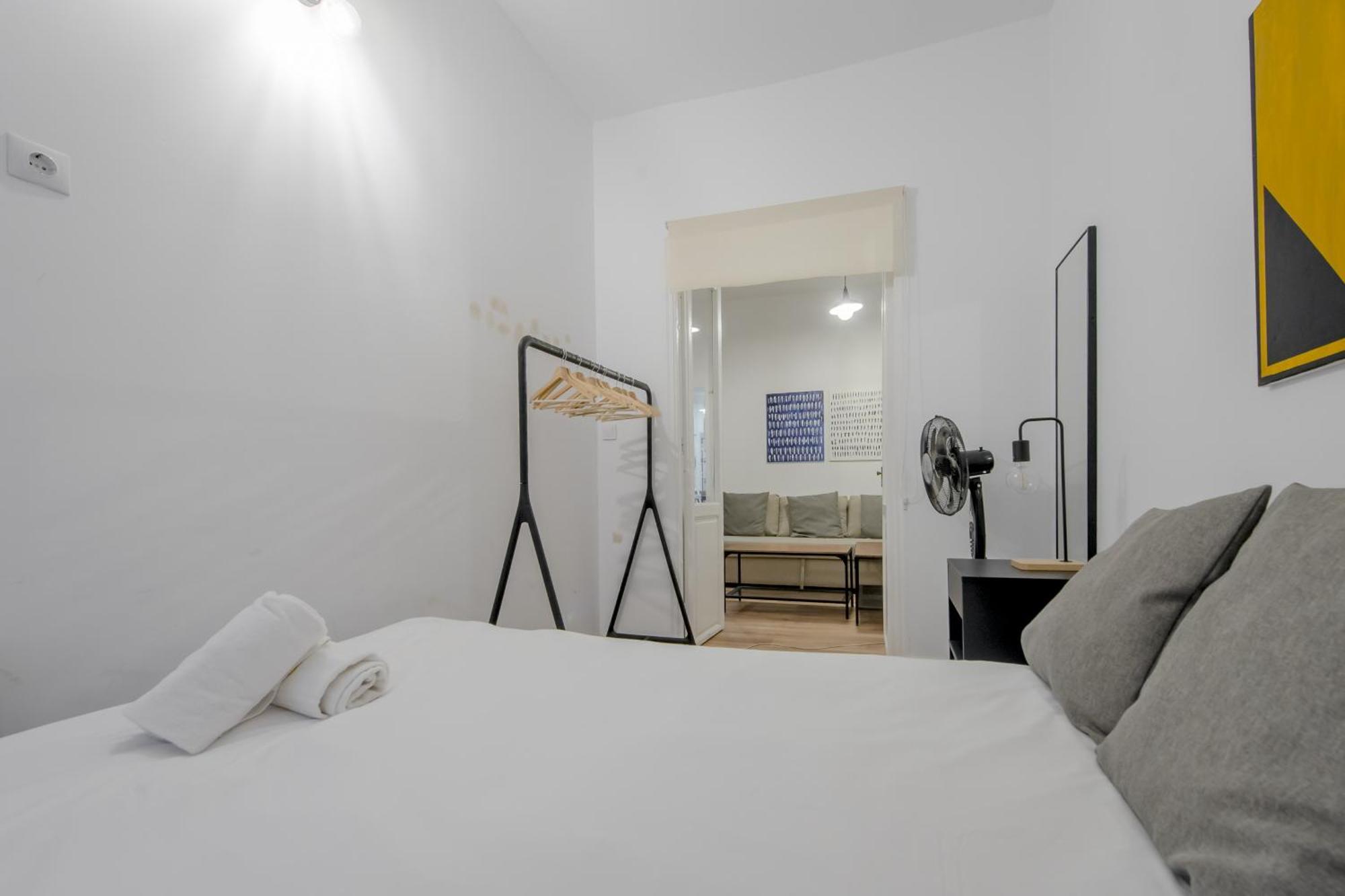 C-Cabeza Cool Apt Para 7 Al Lado De Tirso De Molina E1 Μαδρίτη Εξωτερικό φωτογραφία