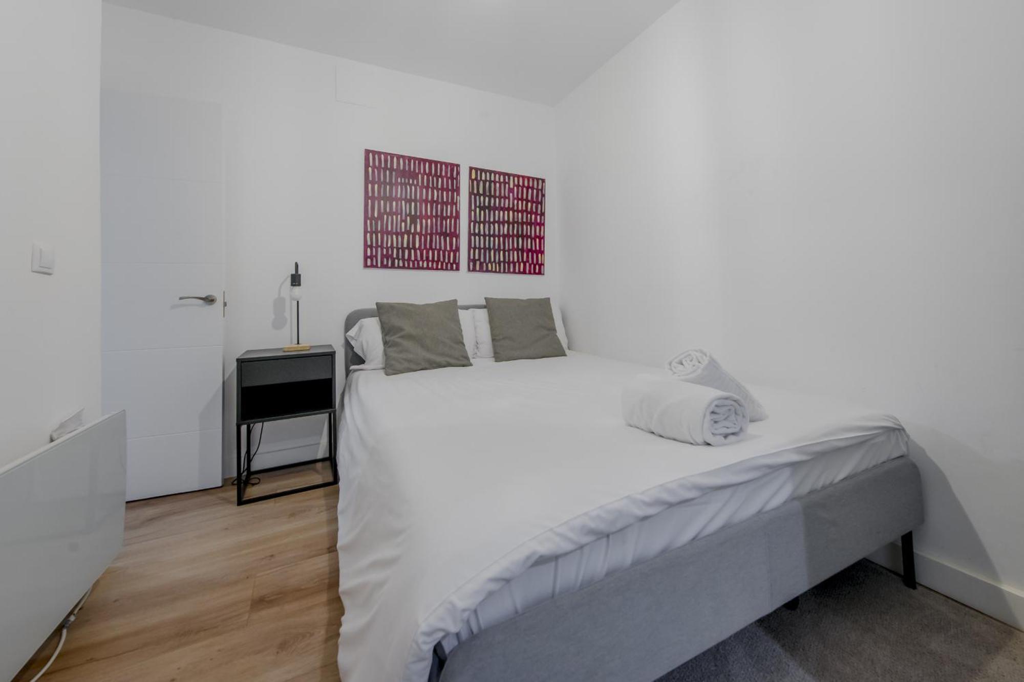 C-Cabeza Cool Apt Para 7 Al Lado De Tirso De Molina E1 Μαδρίτη Εξωτερικό φωτογραφία
